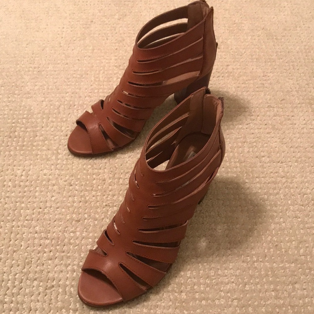 Steve Madden healed sandals